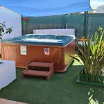 Luxury Готель 4*