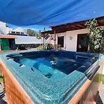 Luxury Готель